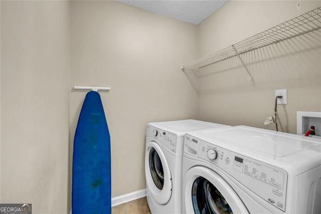 1246 Adcox Square, Stone Mountain, GA 30088