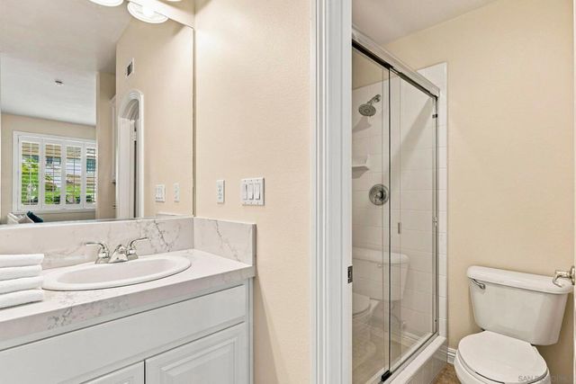 9846 Falcon Bluff St, San Diego, CA 92127