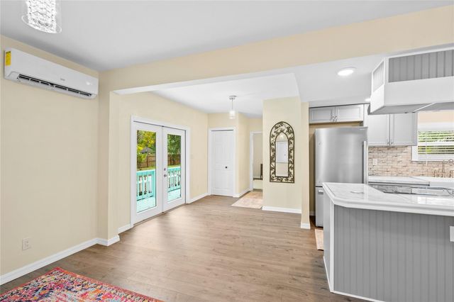 245 S RHODES STREET, Mount Dora, FL 32757