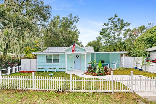 245 S RHODES STREET, Mount Dora, FL 32757
