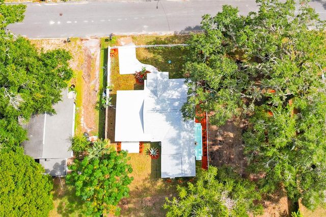 245 S RHODES STREET, Mount Dora, FL 32757