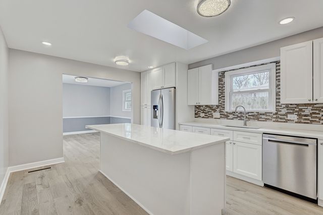 14739 Park Avenue, Oak Forest, IL 60452