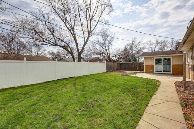 14739 Park Avenue, Oak Forest, IL 60452