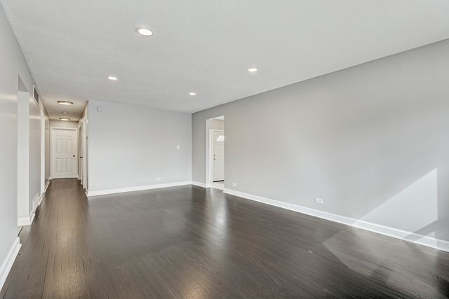 14739 Park Avenue, Oak Forest, IL 60452