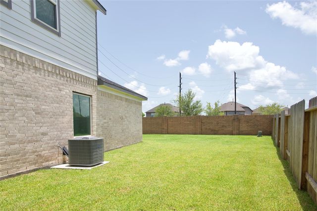 3207 Tilley Drive, Rosenberg, TX 77471