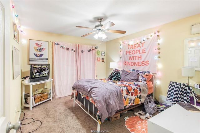 2488 Horse Shoe Drive, College Station, TX 77845