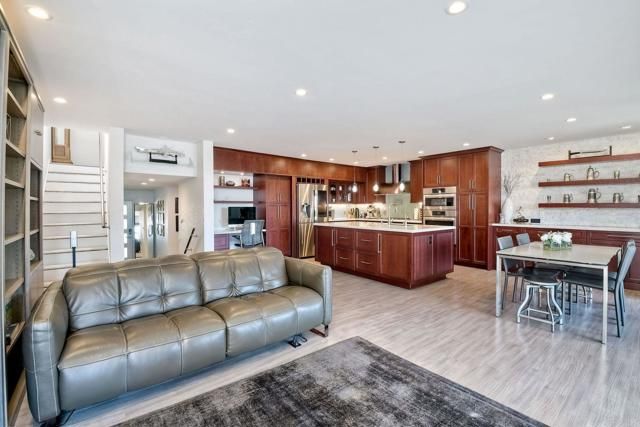 2144 Caminito del Barco, Del Mar, CA 92014