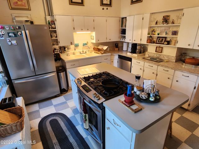 38 N Allen Street, Albany, NY 12203