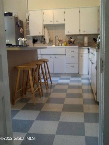 38 N Allen Street, Albany, NY 12203