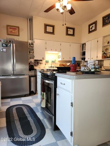 38 N Allen Street, Albany, NY 12203