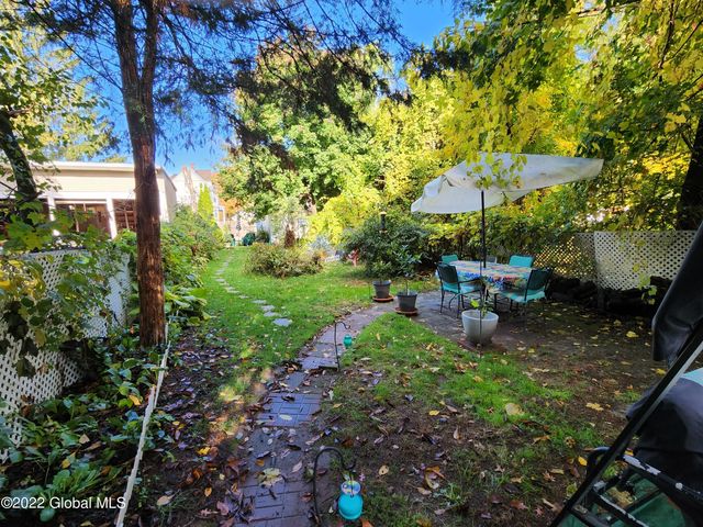 38 N Allen Street, Albany, NY 12203