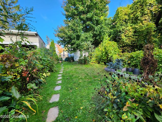 38 N Allen Street, Albany, NY 12203