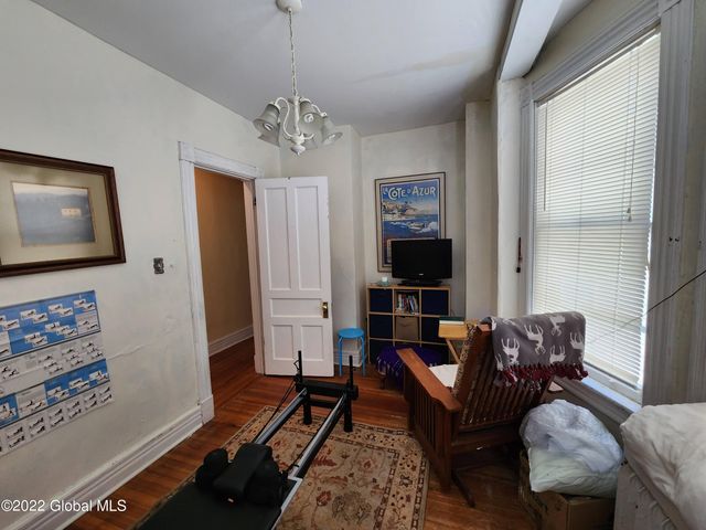 38 N Allen Street, Albany, NY 12203