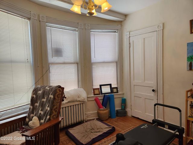 38 N Allen Street, Albany, NY 12203