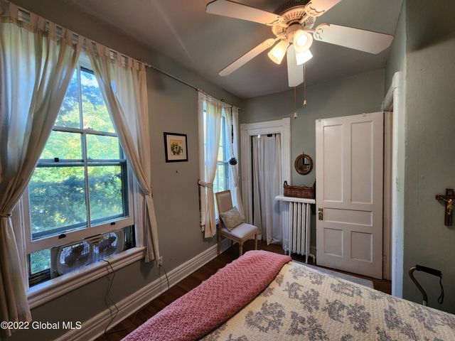 38 N Allen Street, Albany, NY 12203