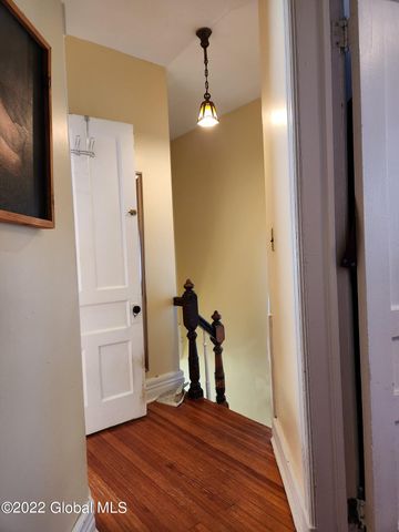 38 N Allen Street, Albany, NY 12203