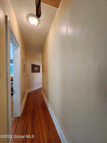 38 N Allen Street, Albany, NY 12203