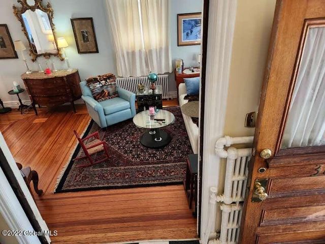 38 N Allen Street, Albany, NY 12203