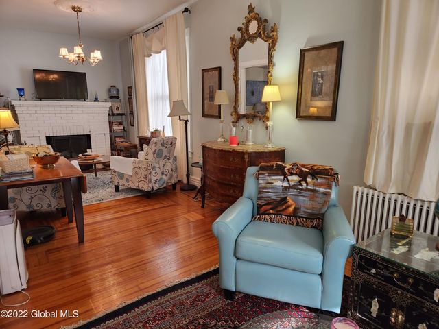 38 N Allen Street, Albany, NY 12203