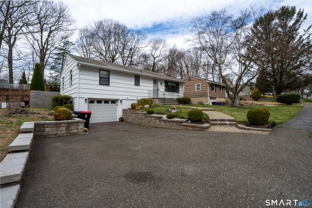 9 Cobblers Lane, Norwalk, CT 06851