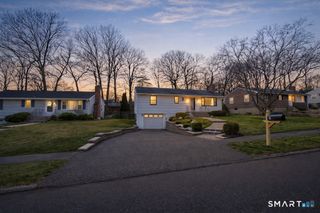 9 Cobblers Lane, Norwalk, CT 06851