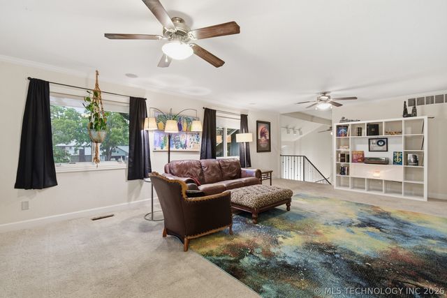 209 Walnut Circle, Grove, OK 74344