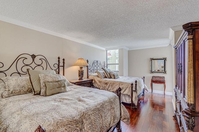 5280 N Ocean Drive 12- B, Singer Island, FL 33404