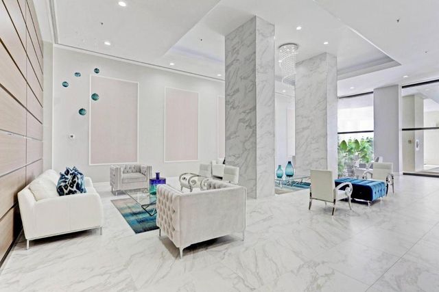 5280 N Ocean Drive 12- B, Singer Island, FL 33404