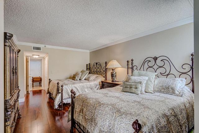 5280 N Ocean Drive 12- B, Singer Island, FL 33404