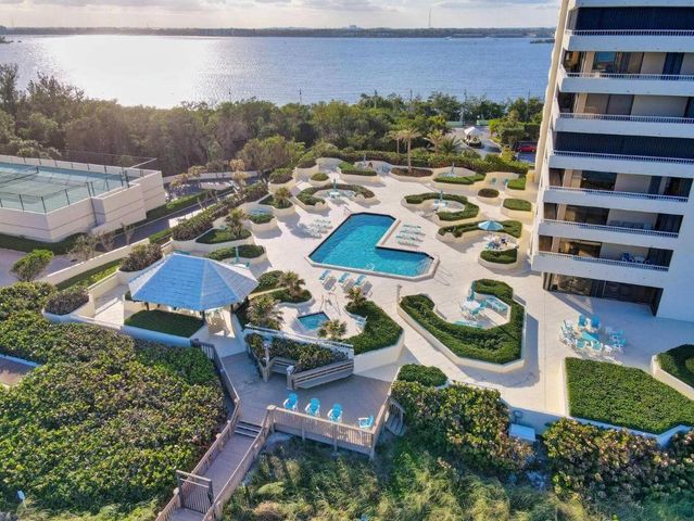 5280 N Ocean Drive 12- B, Singer Island, FL 33404