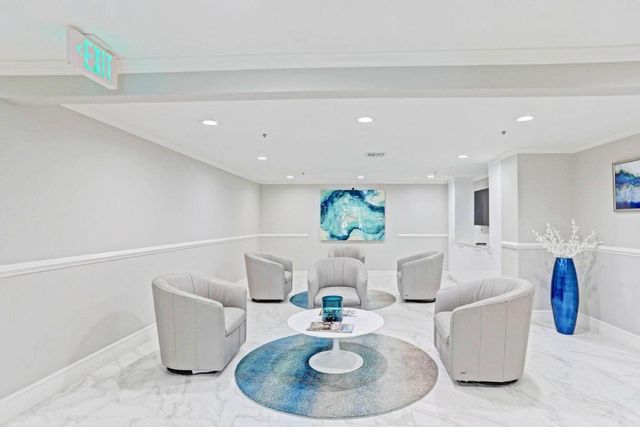 5280 N Ocean Drive 12- B, Singer Island, FL 33404