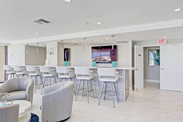 5280 N Ocean Drive 12- B, Singer Island, FL 33404