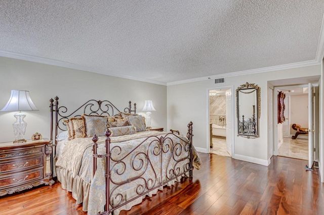 5280 N Ocean Drive 12- B, Singer Island, FL 33404