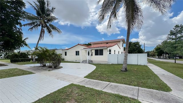 970 Plover Ave, Miami Springs, FL 33166