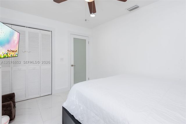 970 Plover Ave, Miami Springs, FL 33166