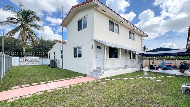 970 Plover Ave, Miami Springs, FL 33166