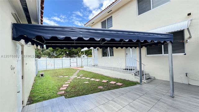 970 Plover Ave, Miami Springs, FL 33166