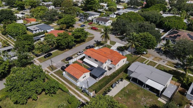 970 Plover Ave, Miami Springs, FL 33166
