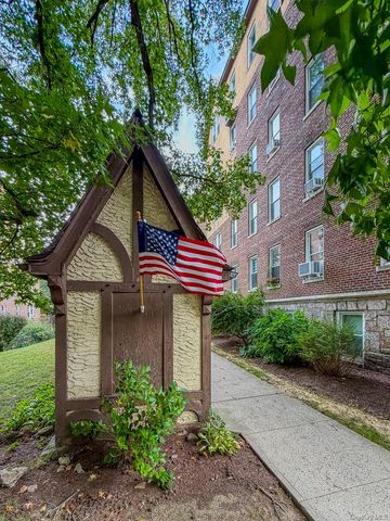 1428 Midland Avenue 3H, Bronxville, NY 10708