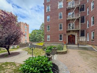 1428 Midland Avenue 3H, Bronxville, NY 10708