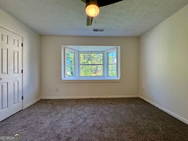 5889 Trent Walk Drive, Lithonia, GA 30038