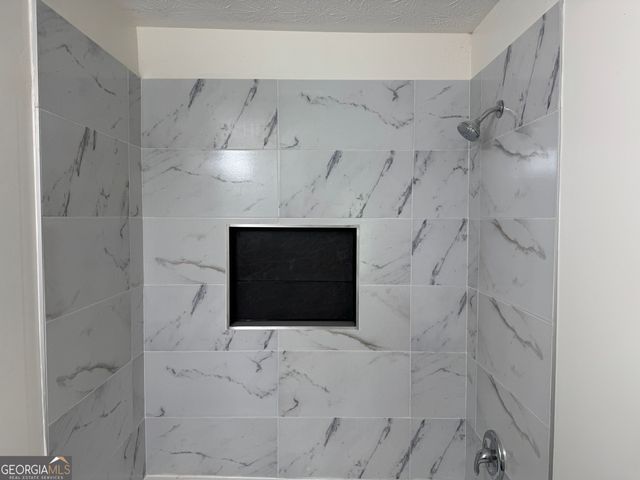 5889 Trent Walk Drive, Lithonia, GA 30038