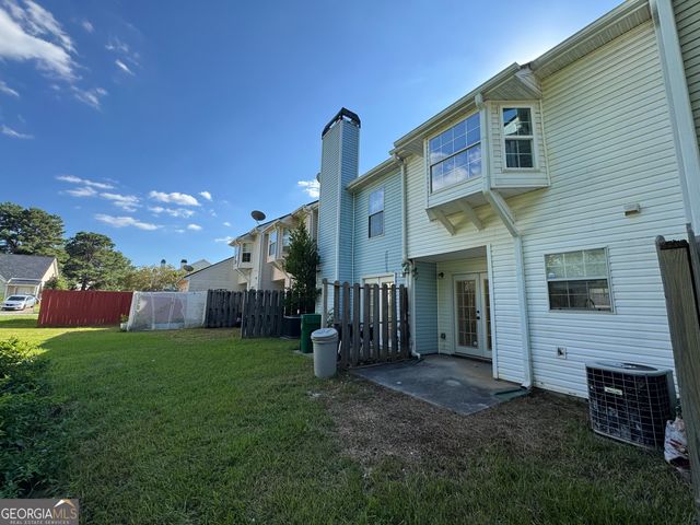 5889 Trent Walk Drive, Lithonia, GA 30038