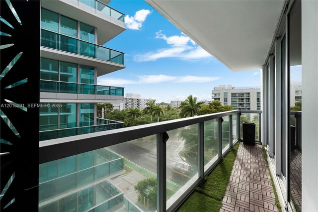 9261 E Bay Harbor Dr 607, Bay Harbor Islands, FL 33154