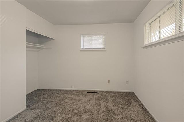 8603 Corrington Avenue, Kansas City, MO 64138