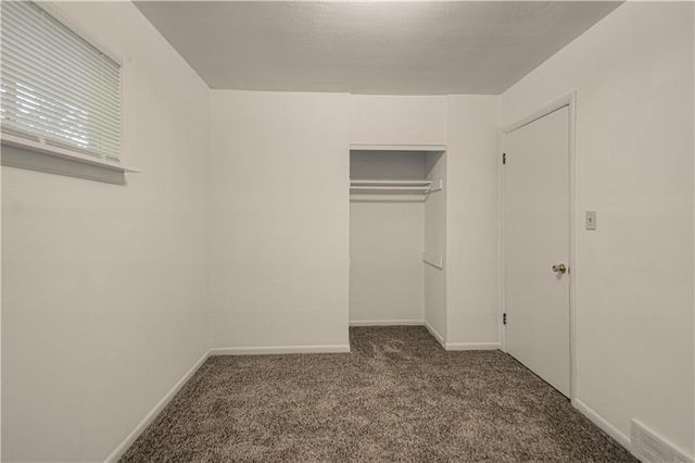8603 Corrington Avenue, Kansas City, MO 64138