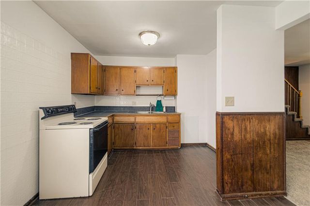 8603 Corrington Avenue, Kansas City, MO 64138