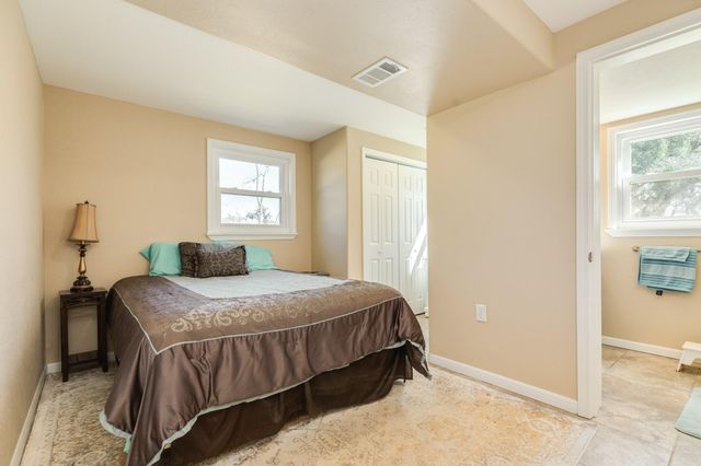 504 W Highway 332 W, Lake Jackson, TX 77566