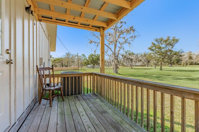 504 W Highway 332 W, Lake Jackson, TX 77566