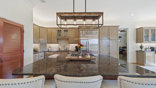 241 Pinnacle Peak Lane, Weatherford, TX 76087